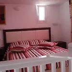 Lejlighedshotel Elena & Ornos (Mykonos)