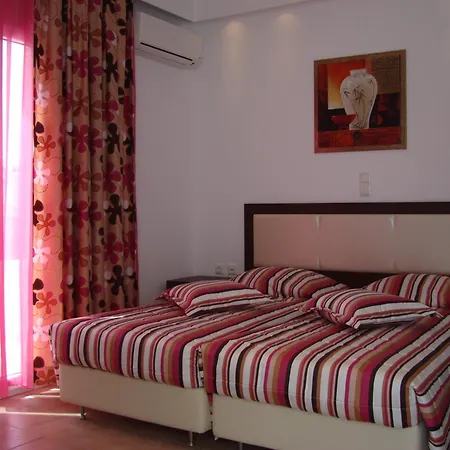 מלון דירות Elena & אורנוס