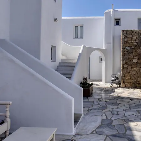 Elena & Apartmanhotel