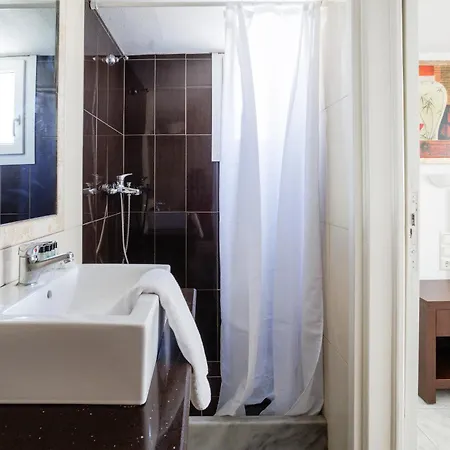 Elena Studios&suites