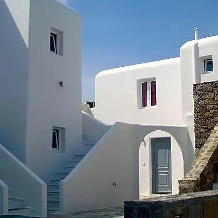 Elena & Lejlighedshotel 3*