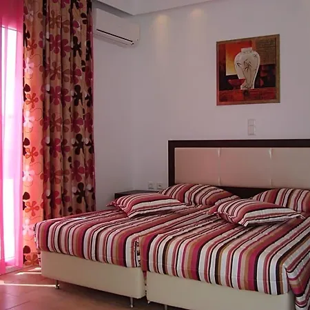 Elena & Lejlighedshotel 3*