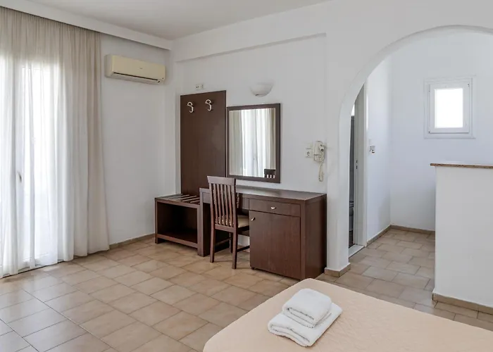 Elena & Apart Otel 3*