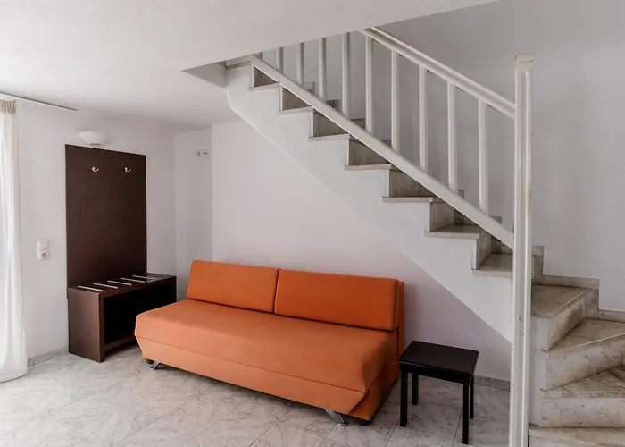 Apart-hotel Elena & 3*