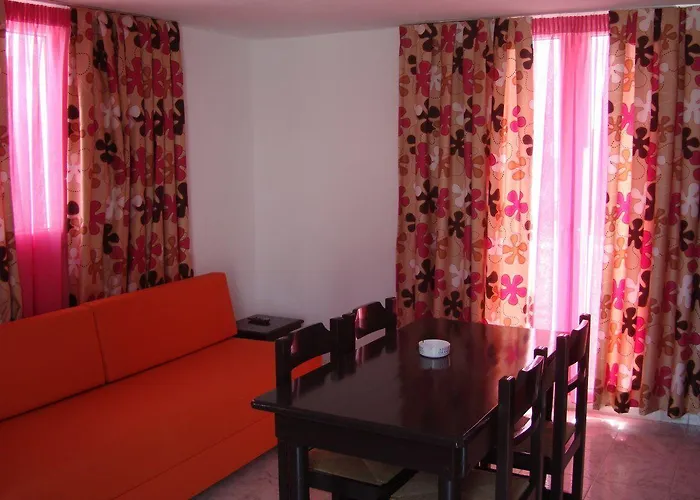 Apart-hotel Elena & Ornos (Mykonos)