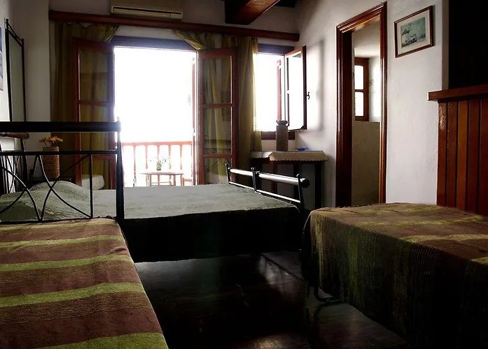 Apart-hotel Elena & 3*