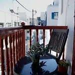 Elena & شقة فندقية أورنوس