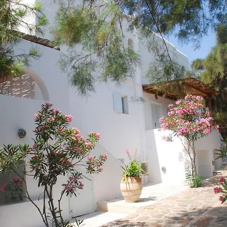 Elena & Aparthotel 3*